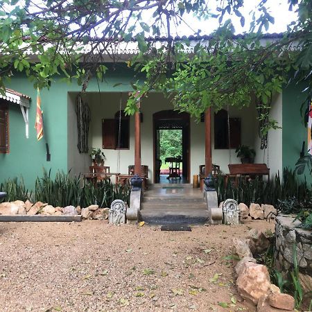 Owls Nest Hotel Udawalawe Exterior foto